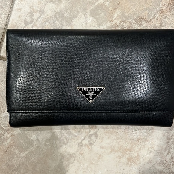 Prada folded Wallet - Picture 2 of 6